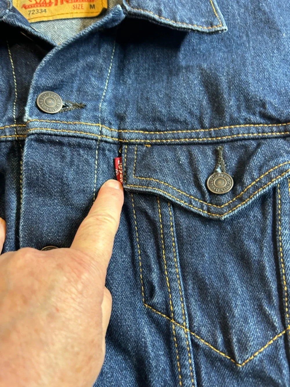 Levi's Indigo Blue Denim Original Jean Jacket - Picture 4 of 12